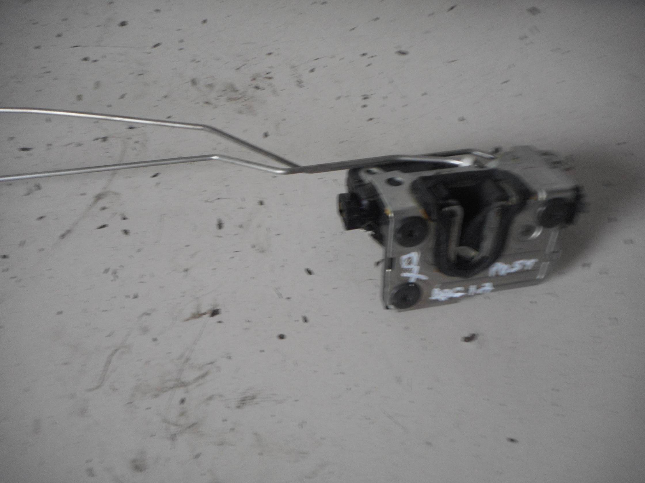 Serratura porta post. dx.